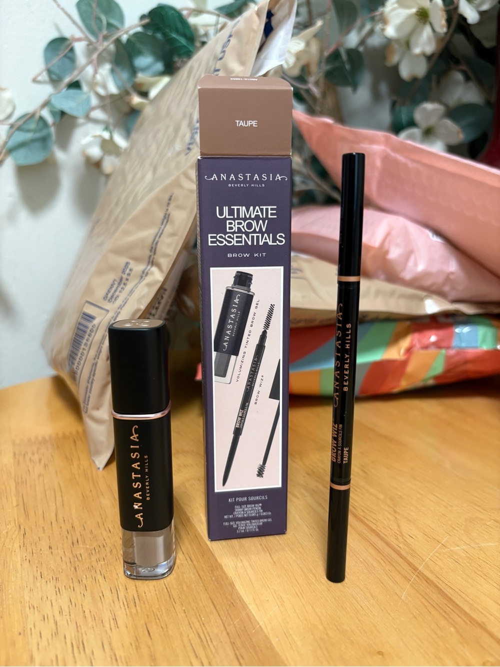 Anastasia Beverly Hills Ultimate Brow Essentials Brow Kit TAUPE, Full Sz, BNIB